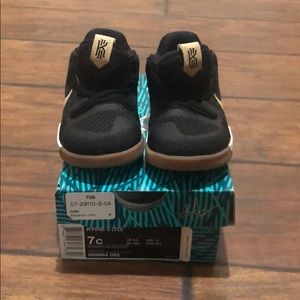 Toddler Kyrie 3 Nike Shoes